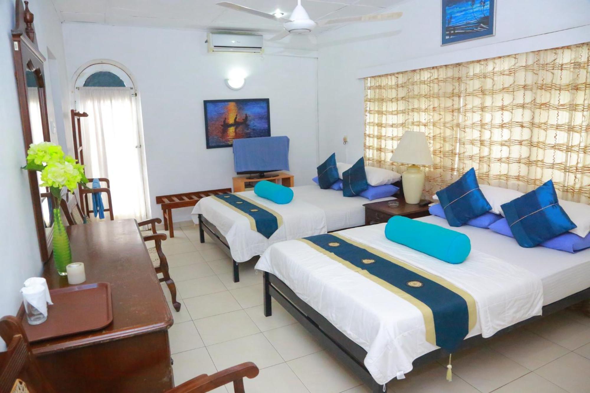 Ranveli Beach Hotel Dehiwala-Mount Lavinia Exterior foto
